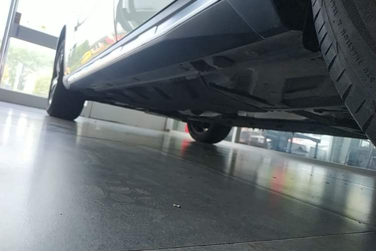 Used Mercedes-Benz GLA 2018 GLA 200 Fashion Model Left Side Sill