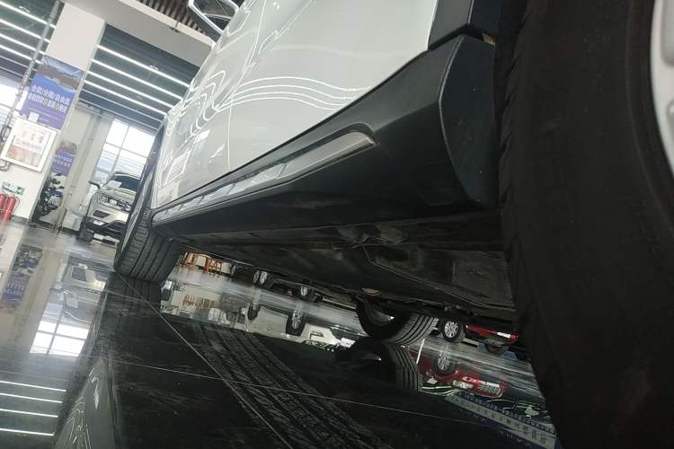 Used Mercedes-Benz GLA 2018 GLA 200 Sport Edition Left Side Sill