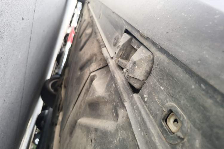 Used Mercedes-Benz GLA 2018 GLA 200 Fashion Model Left Side Sill