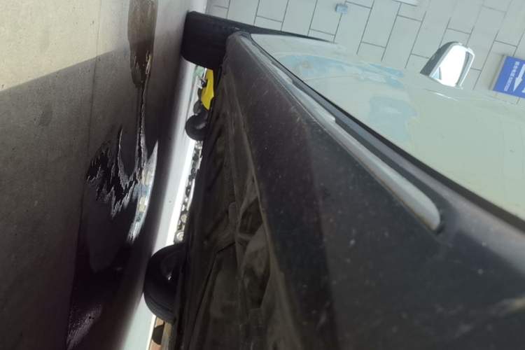 Used Mercedes-Benz GLA 2018 GLA 200 Fashion Model Left Side Sill