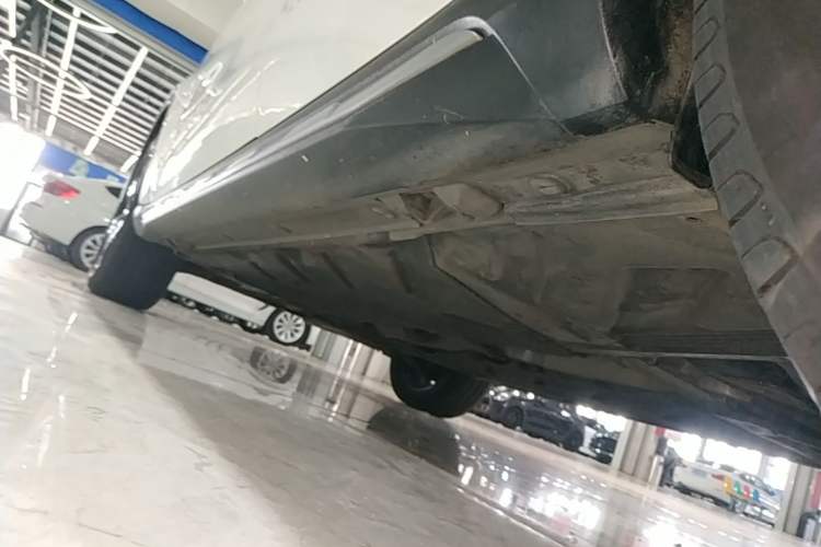 Used Mercedes-Benz GLA 2018 GLA 200 Fashion Model Left Side Sill