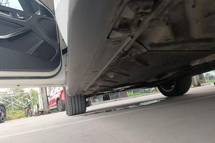 Used Mercedes-Benz GLA 2018 GLA 200 Sport Edition Left Side Sill