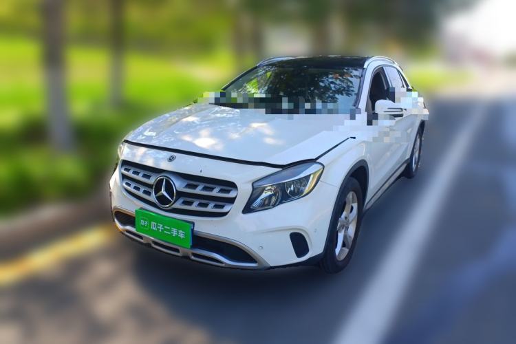 Used Mercedes-Benz GLA 2018 GLA 200 Sport Edition Guazi used car, China used car export, Used car for sale, Used cars, Cheapest cars for sale