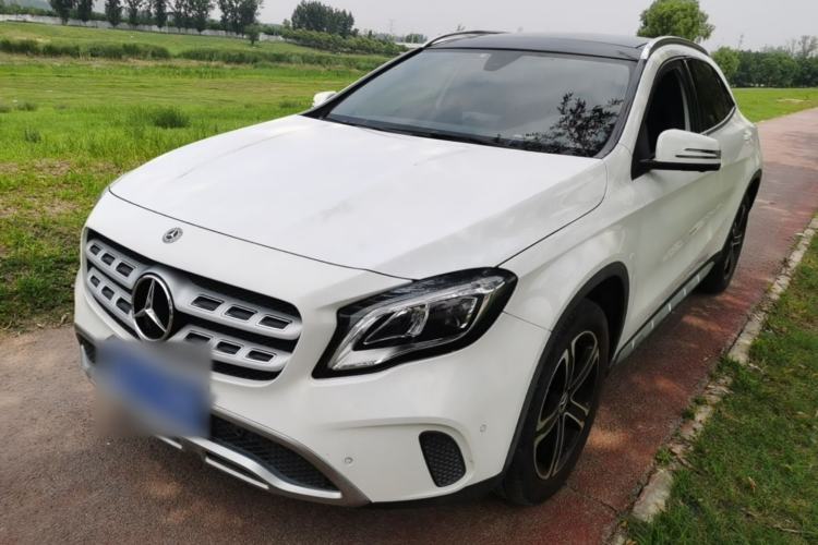 Used Mercedes-Benz GLA 2018 GLA 200 Fashion Model Guazi used car, China used car export, Used car for sale, Used cars, Cheapest cars for sale