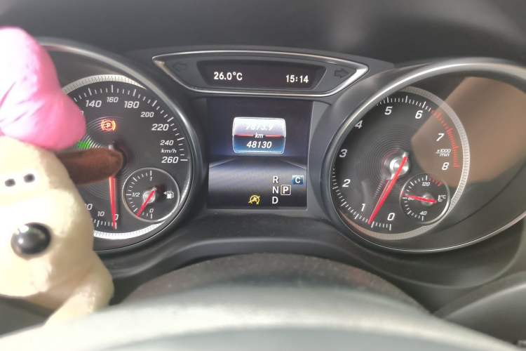 Used Mercedes-Benz GLA 2018 GLA 200 Fashion Model Odometer Close Up