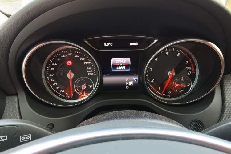 Used Mercedes-Benz GLA 2018 GLA 200 Sport Edition Odometer Close Up
