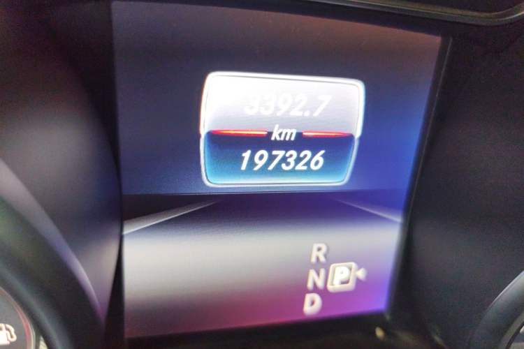 Used Mercedes-Benz GLA 2018 GLA 200 Fashion Model Odometer Close Up