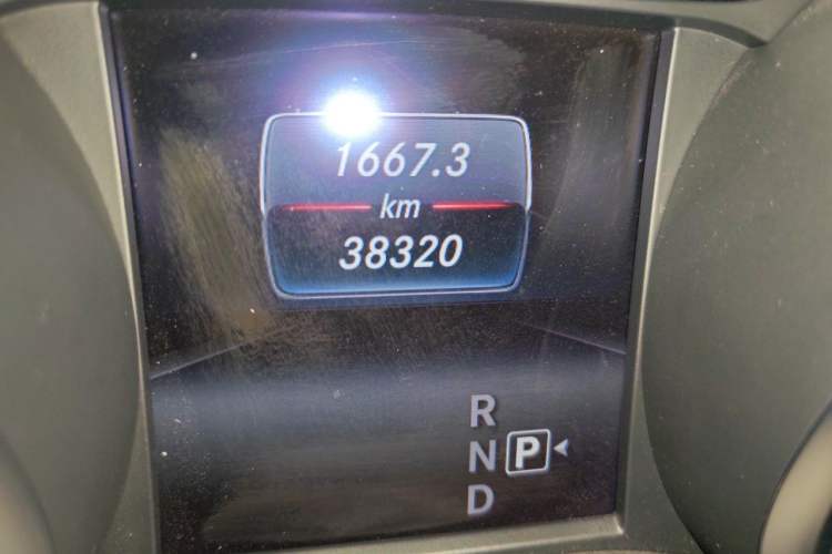 Used Mercedes-Benz GLA 2018 GLA 200 Sport Edition Odometer Close Up