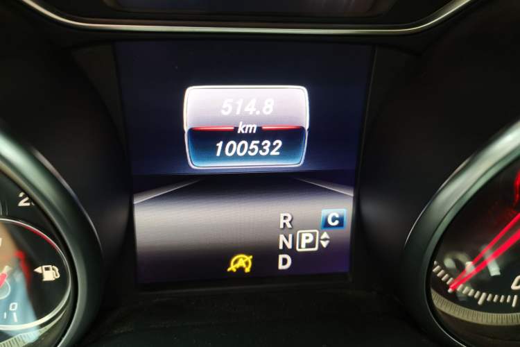 Used Mercedes-Benz GLA 2018 GLA 200 Fashion Model Odometer Close Up