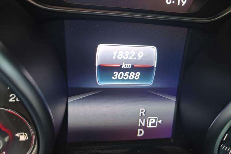Used Mercedes-Benz GLA 2018 GLA 200 Fashion Model Odometer Close Up