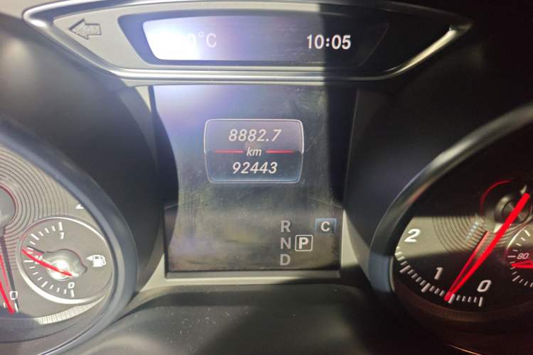 Used Mercedes-Benz GLA 2018 GLA 200 Fashion Model Odometer Close Up