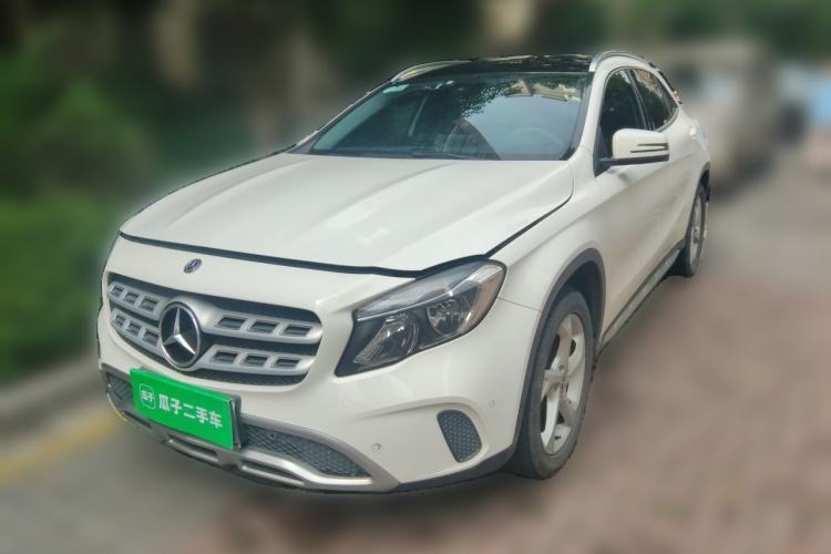 Used Mercedes-Benz GLA 2018 GLA 200 Sport Edition Guazi used car, China used car export, Used car for sale, Used cars, Cheapest cars for sale