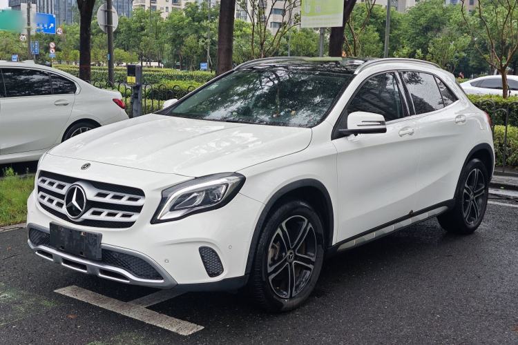 Ojetý Mercedes-Benz GLA 2018 GLA 200 Fashion Model Guazi used car, China used car export, Used car for sale, Used  cars, Cheapest cars for sale