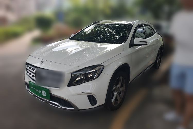 Used Mercedes-Benz GLA 2018 GLA 200 Sport Edition Guazi used car, China used car export, Used car for sale, Used Mercedes-Benz cars, Cheapest cars for sale