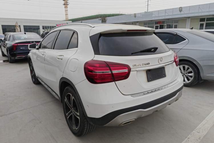 Used Mercedes-Benz GLA 2018 GLA 200 Fashion Model Rear Left 45 Deg