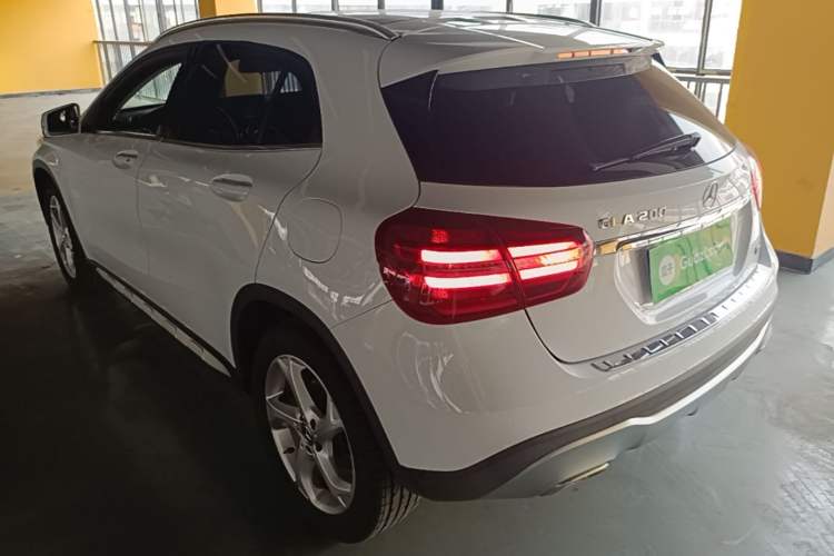 Used Mercedes-Benz GLA 2018 GLA 200 Sport Edition Rear Left 45 Deg