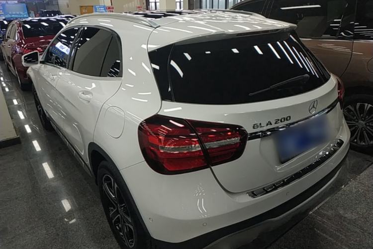 Used Mercedes-Benz GLA 2018 GLA 200 Fashion Model Rear Left 45 Deg