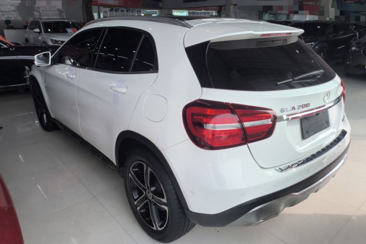 Used Mercedes-Benz GLA 2018 GLA 200 Fashion Model Rear Left 45 Deg