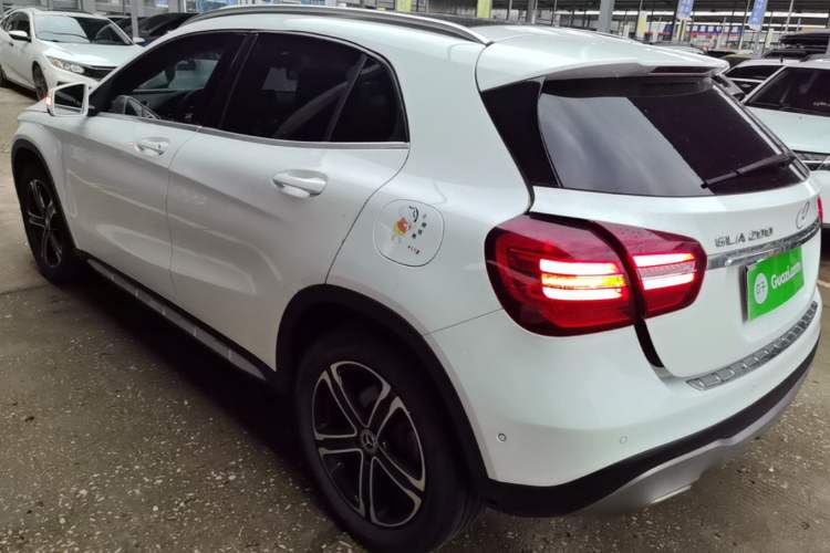 Used Mercedes-Benz GLA 2018 GLA 200 Fashion Model Rear Left 45 Deg