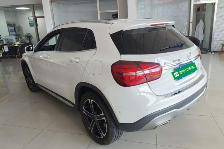 Used Mercedes-Benz GLA 2018 GLA 200 Fashion Model Rear Left 45 Deg
