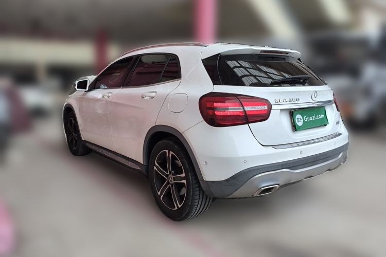 Used Mercedes-Benz GLA 2018 GLA 200 Fashion Model Rear Left 45 Deg