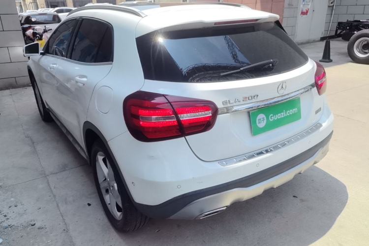 Used Mercedes-Benz GLA 2018 GLA 200 Fashion Model Rear Left 45 Deg