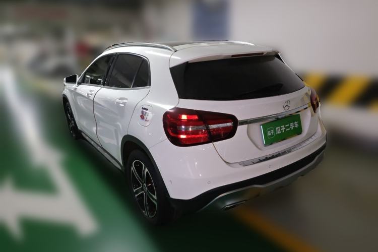 Used Mercedes-Benz GLA 2018 GLA 200 Fashion Model Rear Left 45 Deg