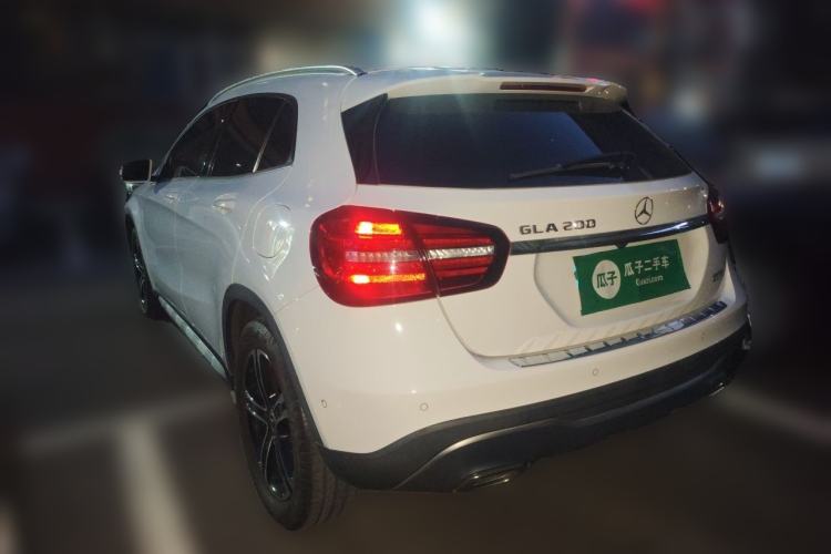 Used Mercedes-Benz GLA 2018 GLA 200 Fashion Model Rear Left 45 Deg