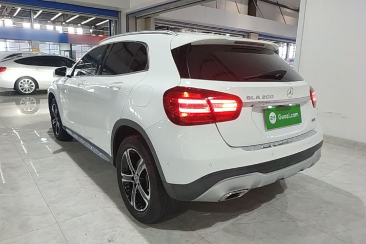 Used Mercedes-Benz GLA 2018 GLA 200 Fashion Model Rear Left 45 Deg