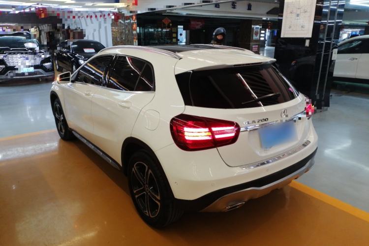 Used Mercedes-Benz GLA 2018 GLA 200 Fashion Model Rear Left 45 Deg