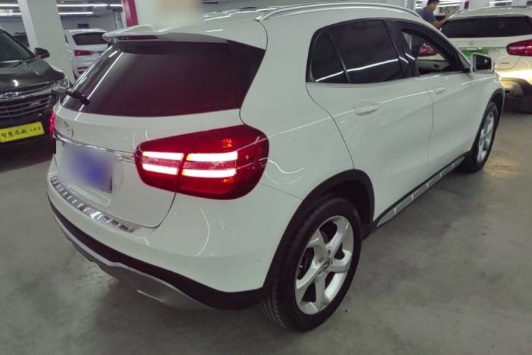 Used Mercedes-Benz GLA 2018 GLA 200 Sport Edition Rear Right 45 Deg