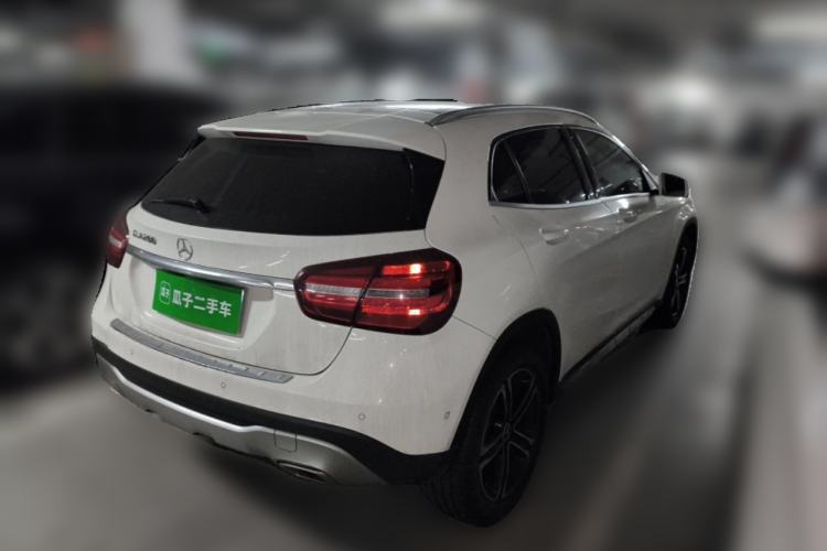 Used Mercedes-Benz GLA 2018 GLA 200 Fashion Model Rear Right 45 Deg
