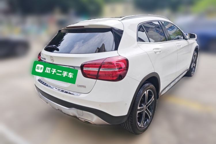 Used Mercedes-Benz GLA 2018 GLA 200 Fashion Model Rear Right 45 Deg