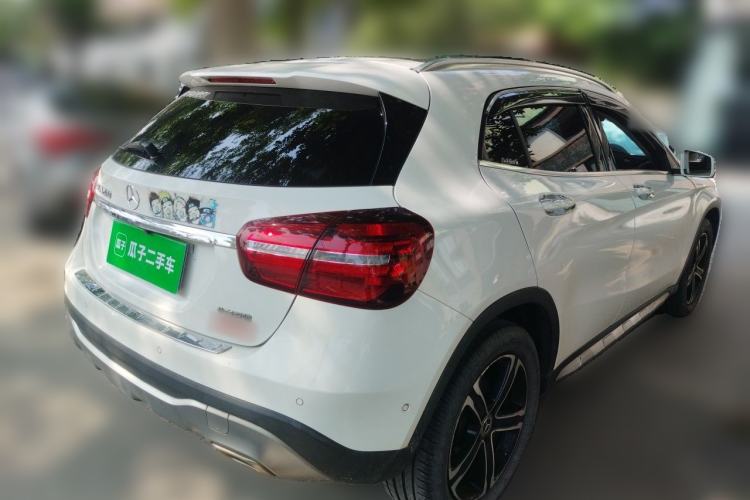 Used Mercedes-Benz GLA 2018 GLA 200 Fashion Model Rear Right 45 Deg