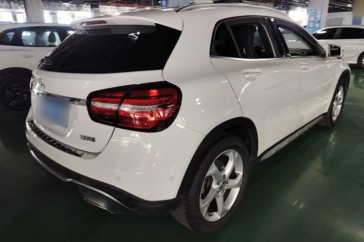 Used Mercedes-Benz GLA 2018 GLA 200 Sport Edition Rear Right 45 Deg