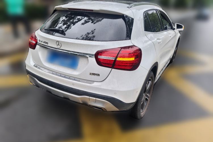 Used Mercedes-Benz GLA 2018 GLA 200 Fashion Model Rear Right 45 Deg