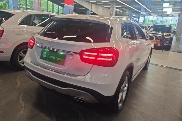 Used Mercedes-Benz GLA 2018 GLA 200 Sport Edition Rear Right 45 Deg