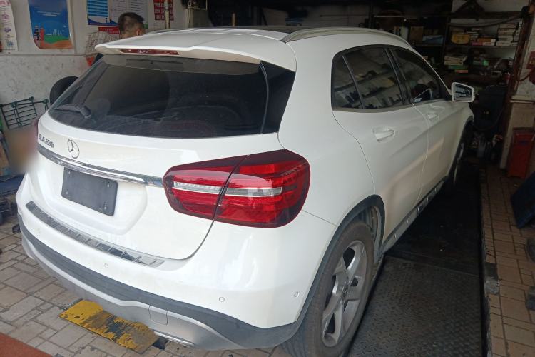 Used Mercedes-Benz GLA 2018 GLA 200 Sport Edition Rear Right 45 Deg