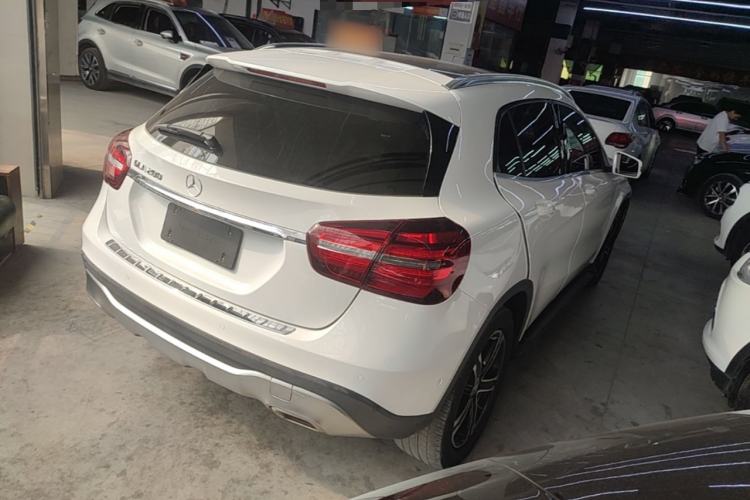 Used Mercedes-Benz GLA 2018 GLA 200 Fashion Model Rear Right 45 Deg