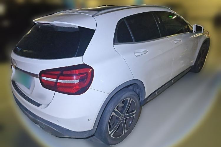 Used Mercedes-Benz GLA 2018 GLA 200 Fashion Model Rear Right 45 Deg