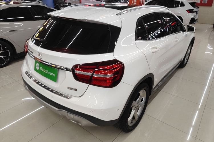 Used Mercedes-Benz GLA 2018 GLA 200 Sport Edition Rear Right 45 Deg