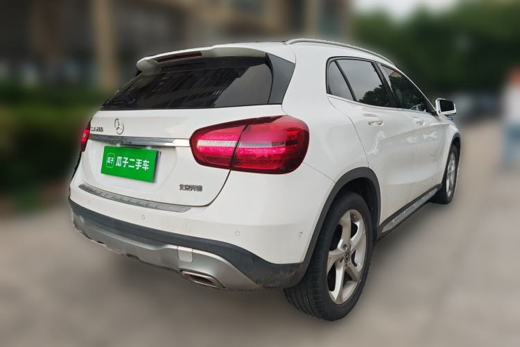 Used Mercedes-Benz GLA 2018 GLA 200 Sport Edition Rear Right 45 Deg