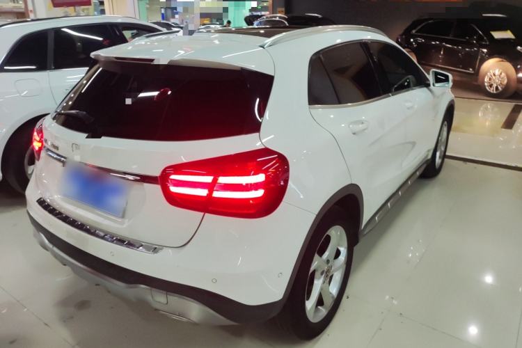 Used Mercedes-Benz GLA 2018 GLA 200 Sport Edition Rear Right 45 Deg