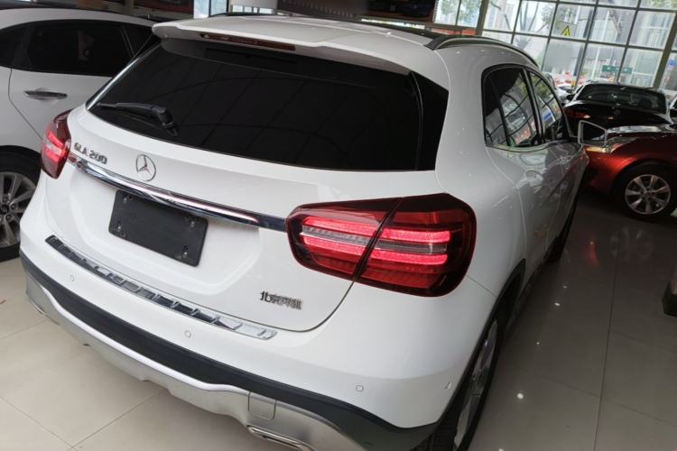 Used Mercedes-Benz GLA 2018 GLA 200 Sport Edition Rear Right 45 Deg