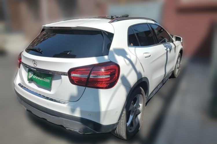 Used Mercedes-Benz GLA 2018 GLA 200 Sport Edition Rear Right 45 Deg