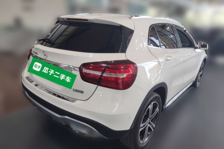 Used Mercedes-Benz GLA 2018 GLA 200 Fashion Model Rear Right 45 Deg