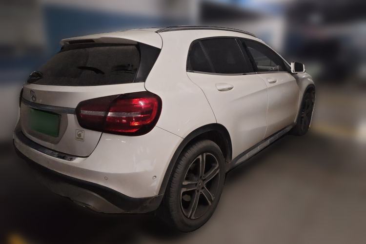 Used Mercedes-Benz GLA 2018 GLA 200 Fashion Model Rear Right 45 Deg