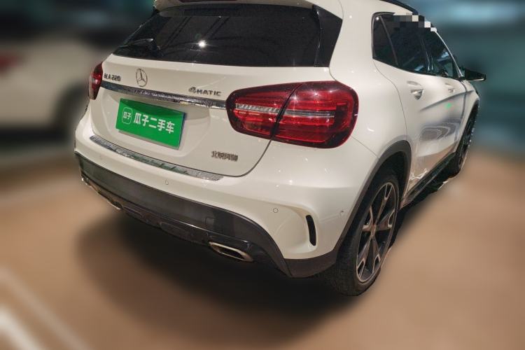 Used Mercedes-Benz GLA 2018 GLA 220 4MATIC Sport Edition Rear Right 45 Deg