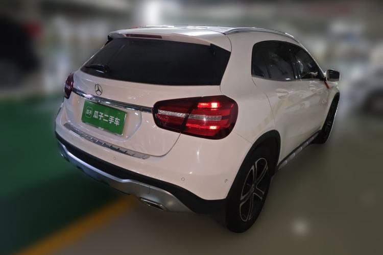 Used Mercedes-Benz GLA 2018 GLA 200 Fashion Model Rear Right 45 Deg