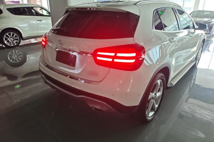Used Mercedes-Benz GLA 2018 GLA 200 Sport Edition Rear Right 45 Deg